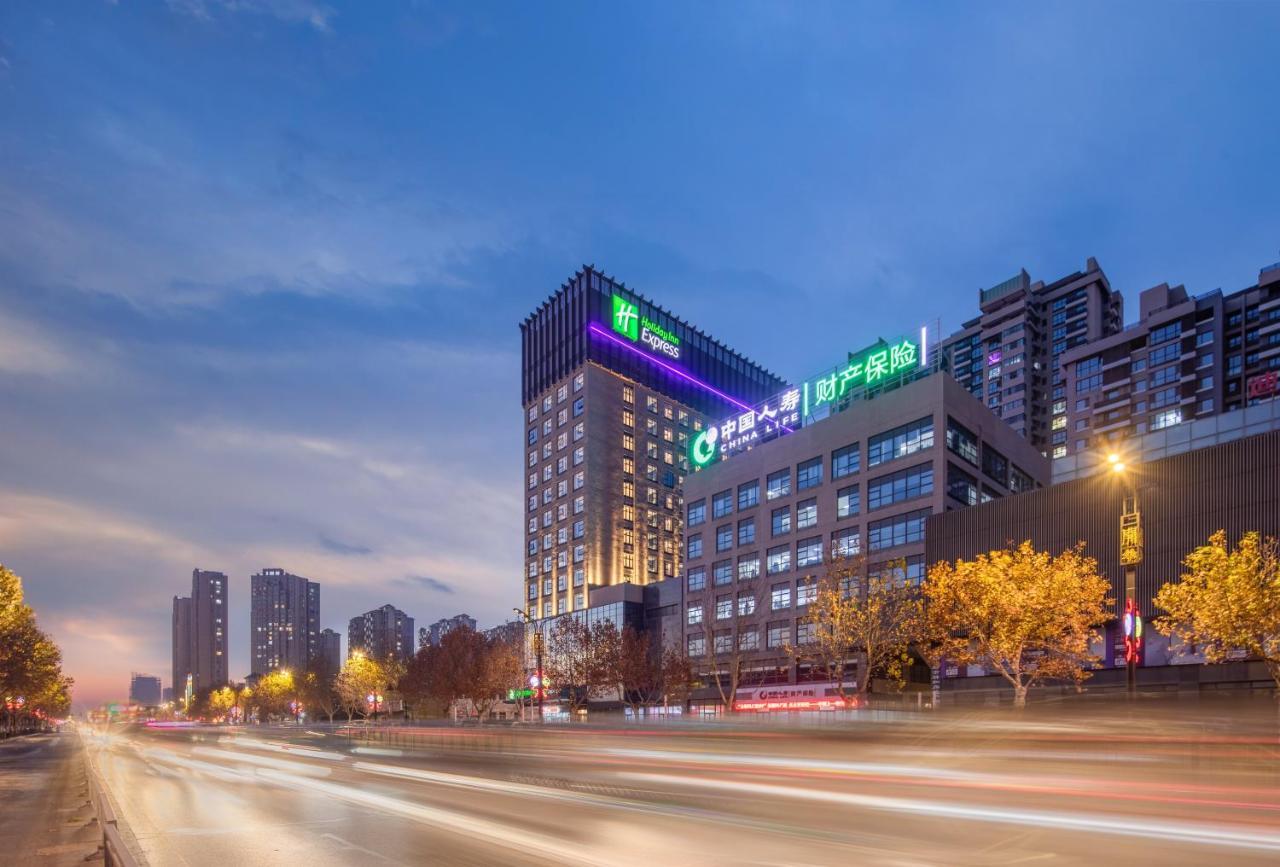 Holiday Inn Express Kaifeng City Center By Ihg Bagian luar foto