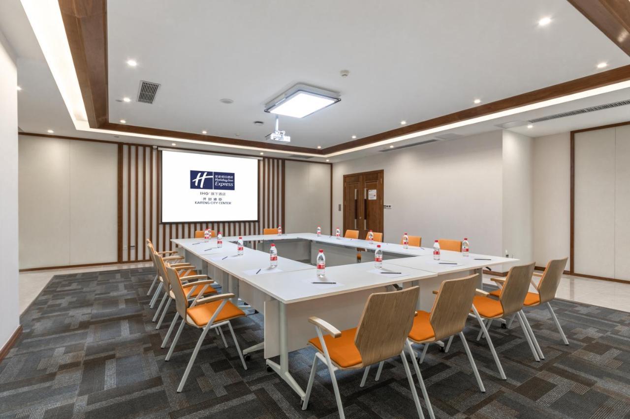 Holiday Inn Express Kaifeng City Center By Ihg Bagian luar foto