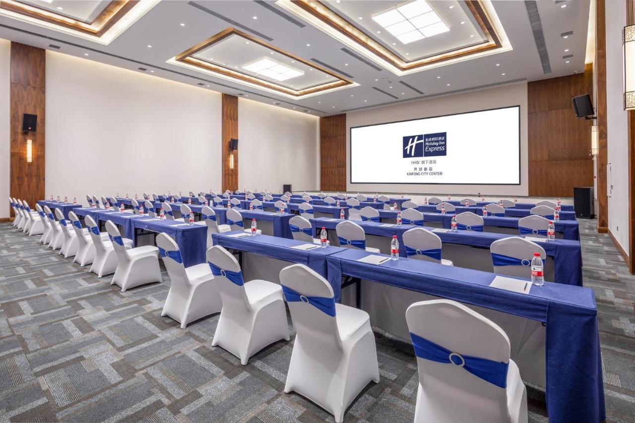 Holiday Inn Express Kaifeng City Center By Ihg Bagian luar foto